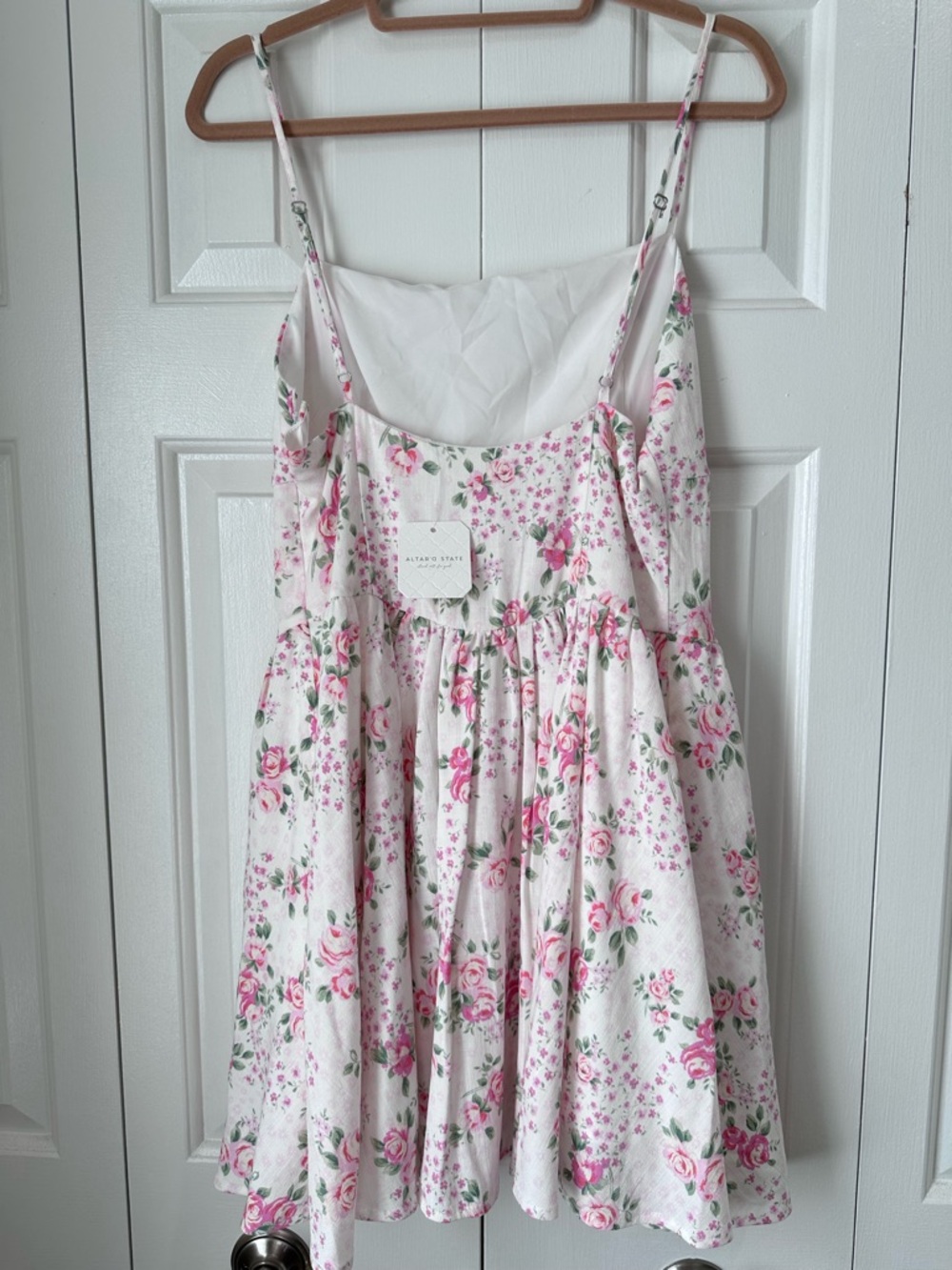 Altar'd State White Floral Mini Dress with Pink Roses, Pockets, size Large - Picture 6 of 10